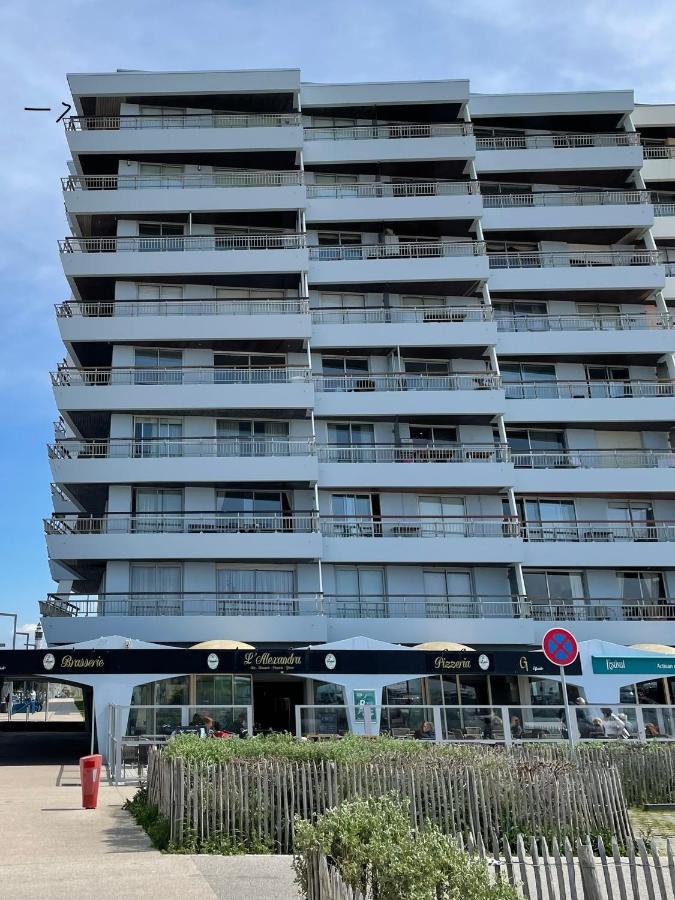 Royal Seavieuw Leilighet Calais Eksteriør bilde
