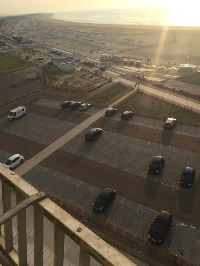 Royal Seavieuw Leilighet Calais Eksteriør bilde